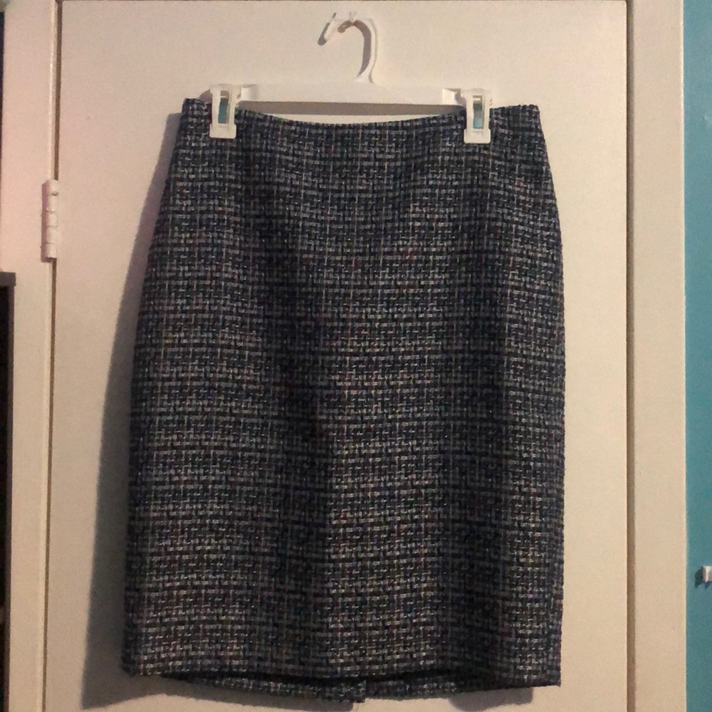 KARL LAGERFELD Tweed Pencil Skirt,Small